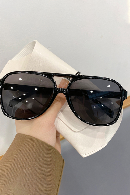 American Vintage Oval Full Frame Sunglasses