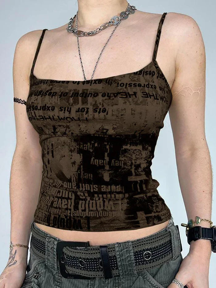 Bruine vintage slanke cami-top met letterprint