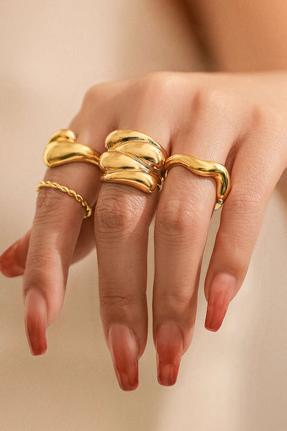 American Vintage 4pc Metal Ring Set