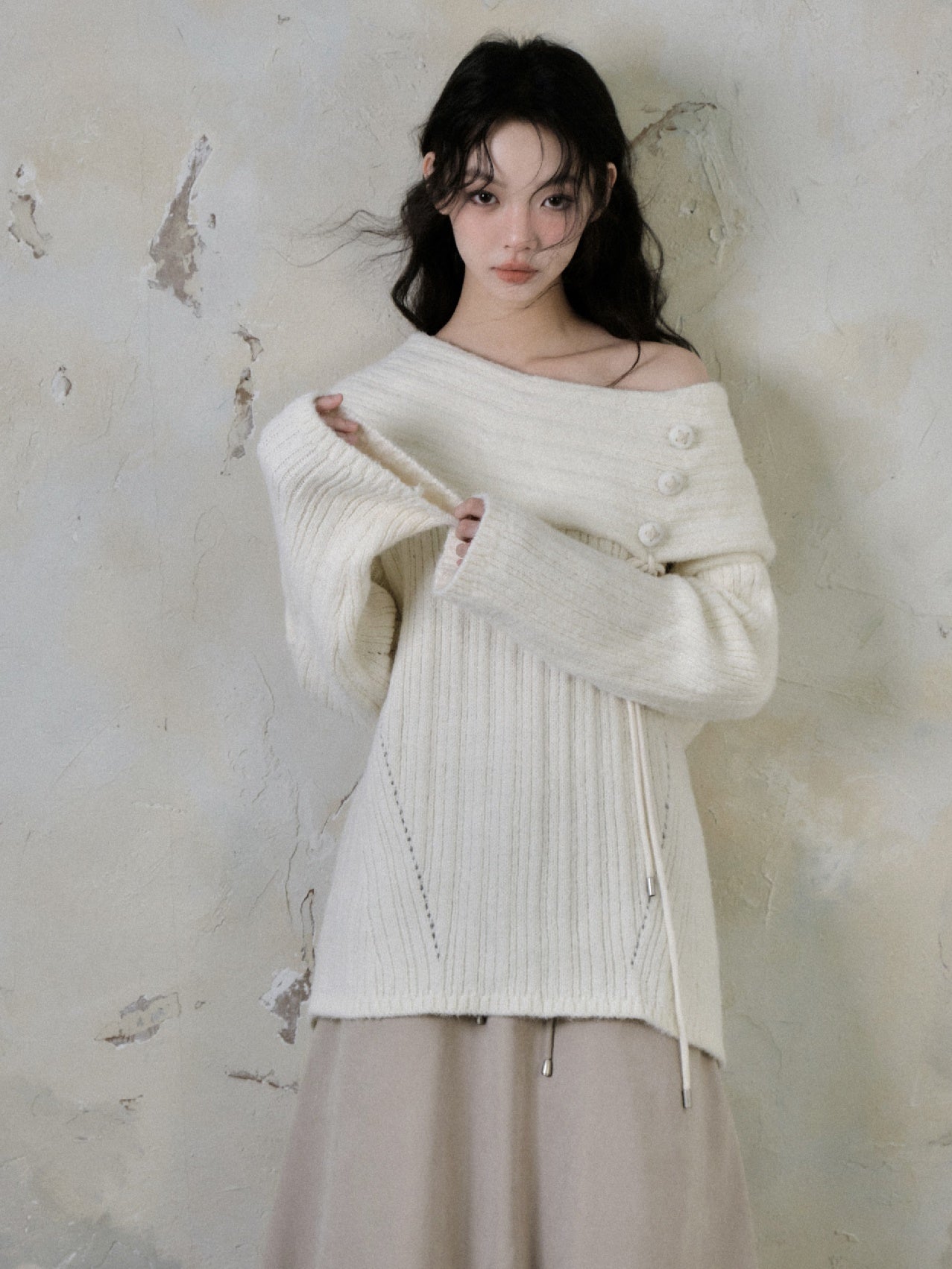 Solid Color Sweet Button Accent One Shoulder Knitted Sweater