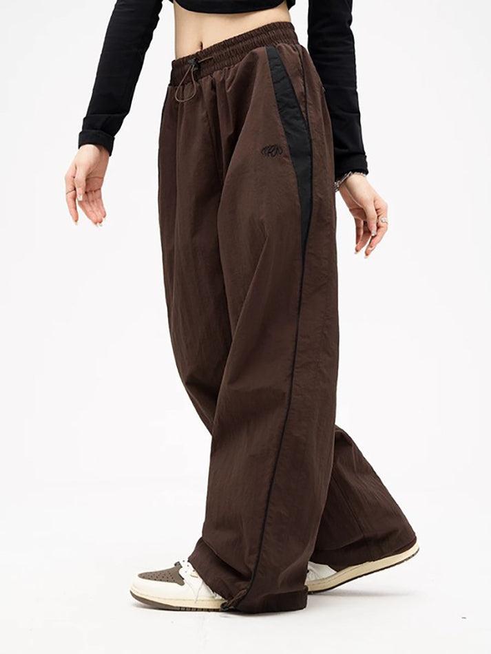 Pantalon de survêtement ample à taille élastique avec passepoil marron JY