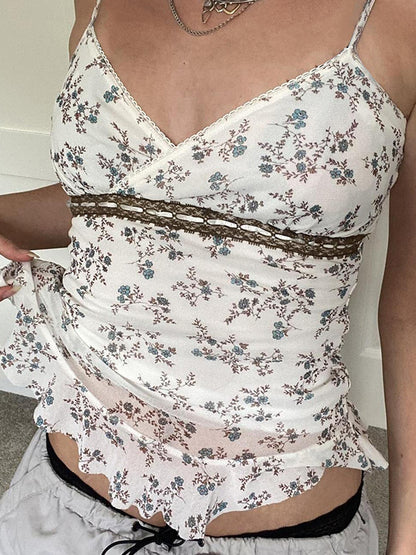 Haut camisole en maille à volants avec coutures en dentelle vintage