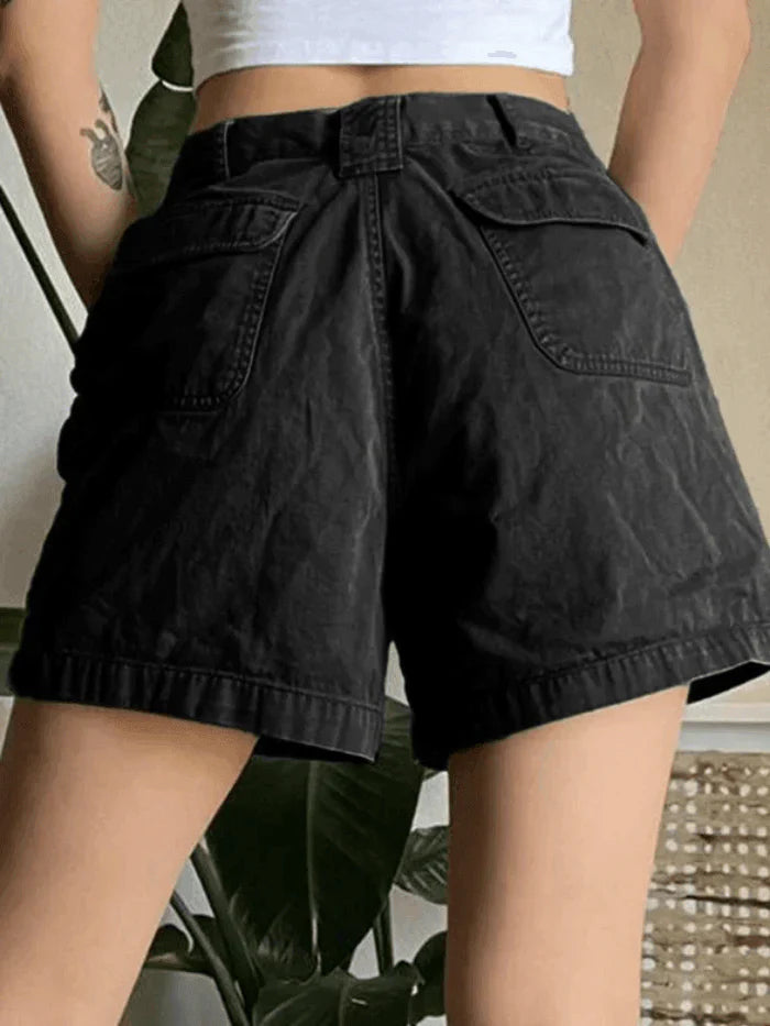 Short cargo noir classique en denim à jambe droite