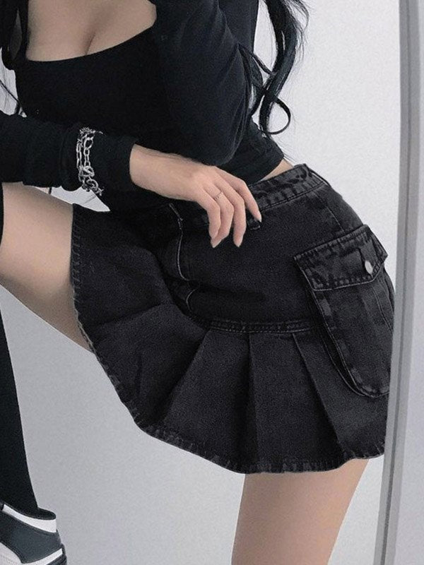 Pocket Pleated Denim Cargo Mini Skirt