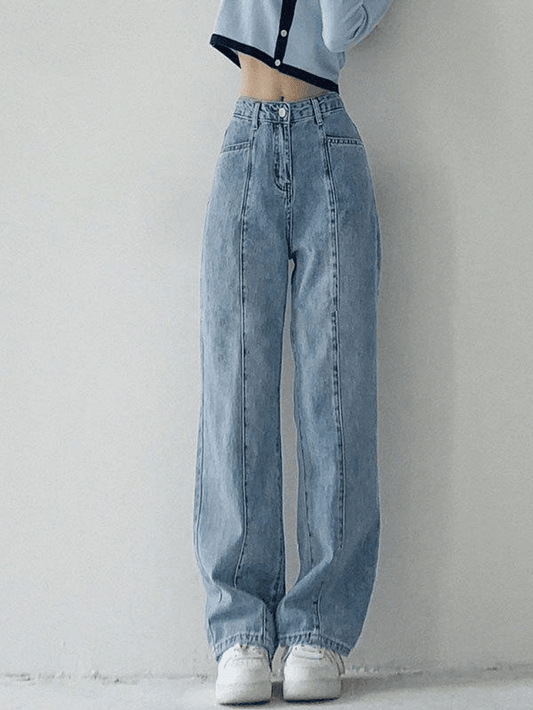 Jean boyfriend délavé bleu avec détails de couture vintage